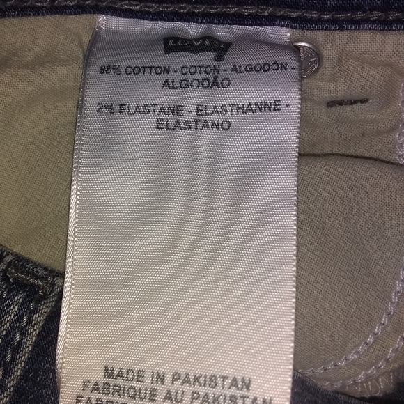 Levi's Women's Perfectly Slimming 512 Bootcut Jean - Picture 3 of 8